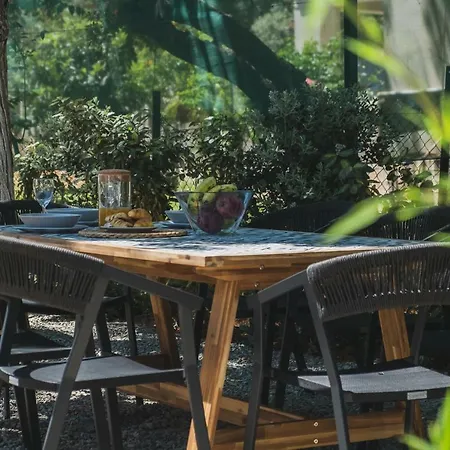 Mid-century Modern Garden Chania (Crete)