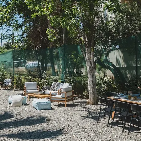 Mid-century Modern Garden Villa