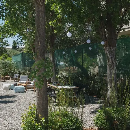 Mid-century Modern Garden * Chania (Crete)
